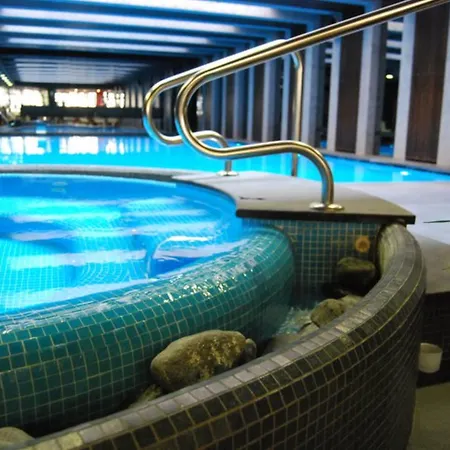 Sweet Aparthotel 4*