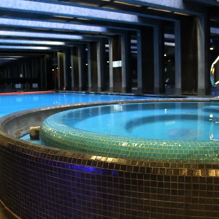 Aparthotel Bliss & 4*