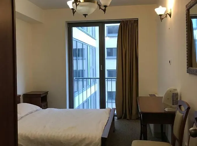 Bliss & בודפשט