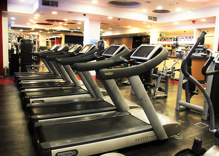 Bliss & 布达佩斯